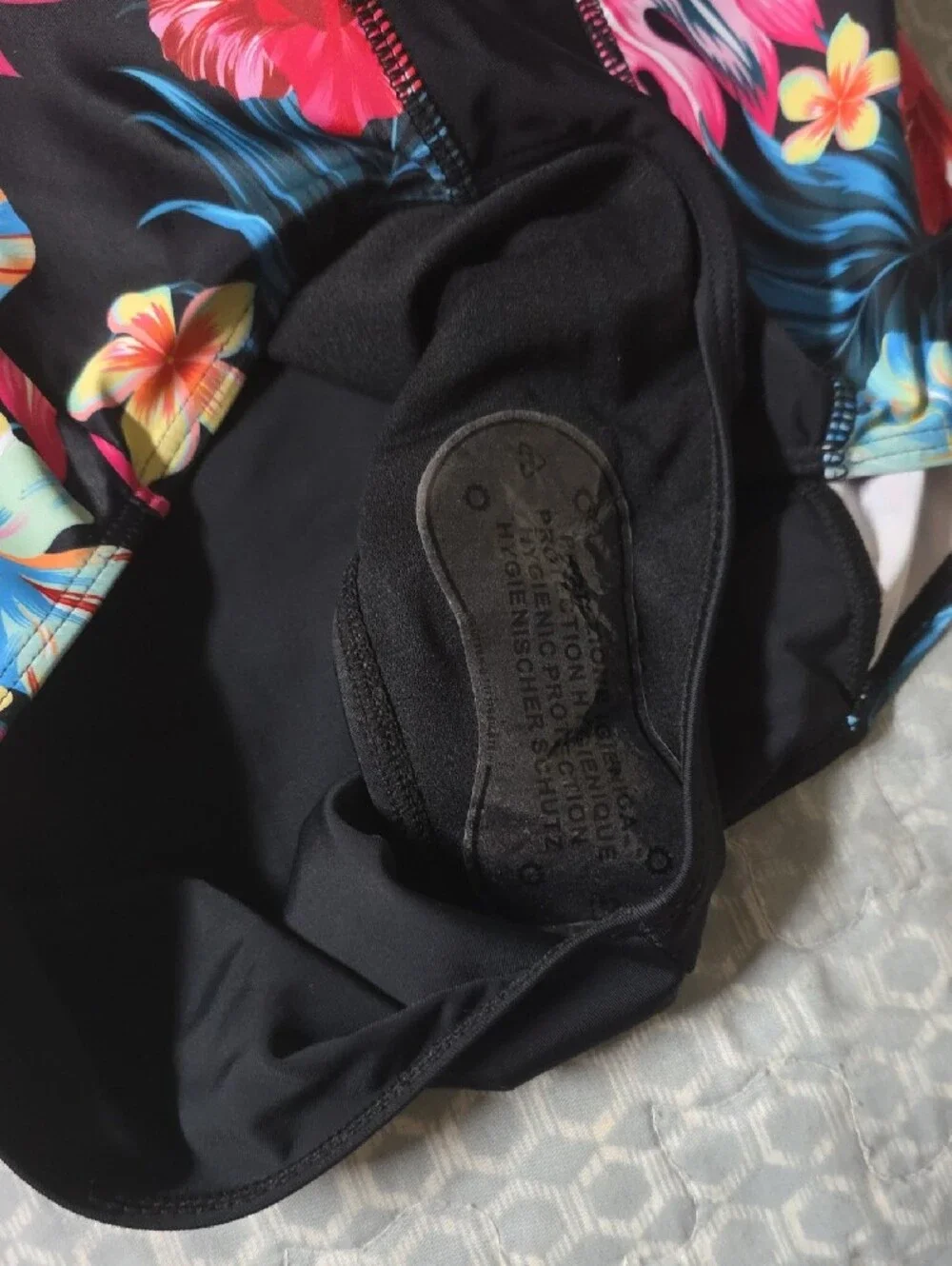 NWOT Grace Karin Black Tropical Floral Short-Sleeve Rashguard Swimsuit